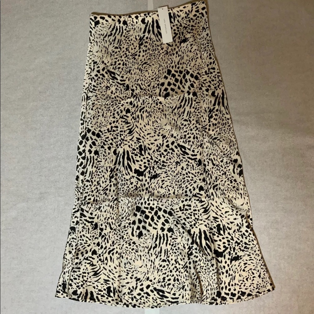 Silky Leopard Print Skirt